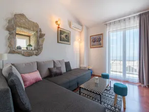 Holiday Home in Podstrana near Beach - Image 2