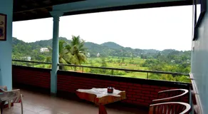 Rathna Gems Halt - Image 5