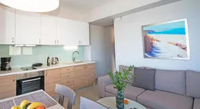 Sonja Beachfront Apartments - Image 4