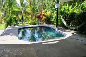 Two houses with a private pool. - Image 5