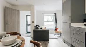 Lovely One Bedroom Flat - Image 2