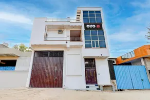 Hotel O by OYO NAMAN INN - Image 5