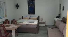 Apartment& Rooms - Image 4