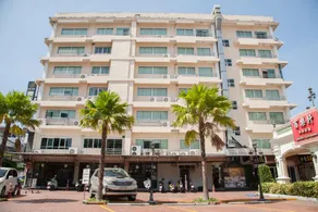 Nara Suite Residence Bangkok - Image 4