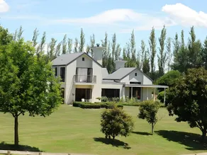 The Two Chimneys Bed & Breakfast - Image 5