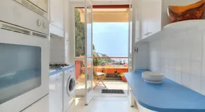 Dolce Acqua Flexyrent apartment Terrace & Parking - NO AC - Image 4