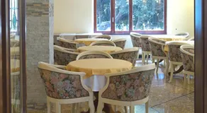 Hotel Flora - Image 3