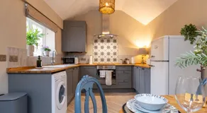 Two Stunning Cottages near Stratford-upon-Avon - Image 3