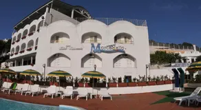 Morcavallo Hotel & Wellness - Image 2