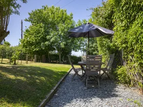 Cottage in Dee Valley near Castell Dinas Bran - Image 4