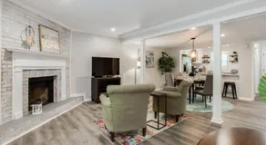 Modern + Cozy Townhome - Minutes To Avalon W/King - Image 3