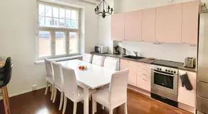 Elegant Jugend city retreat 79m2 - Image 3