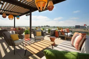 SpringHill Suites by Marriott Ventura Oxnard - Image 4