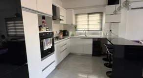 Modern apartment - Image 2