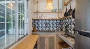 Cozy Studio Steps from Beach & Surf - Image 4