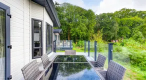Lakeside Lodge, Green Hill Farm Holiday Village - Image 4