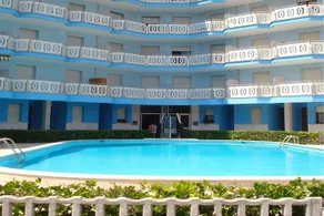 Inviting Apartment by the Beach - Image 5