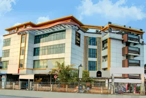 Townhouse OAK Hotel Vihar Deluxe - Image 4