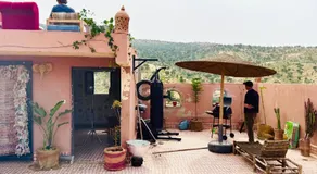 Farissi's Zawya Surf House - Image 2