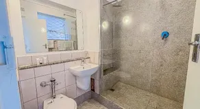 Baines Bed & Breakfast - Image 2