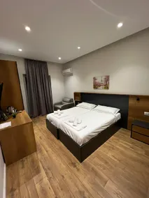 Urban Room 3 - Image 4