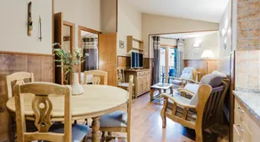 Apartaments La Neu-Mountain Lodges & Restaurant - Image 4