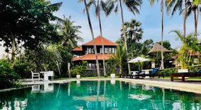 The Palms - Seraya Shores Retreat Bali - Image 2