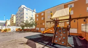 3 Bedroom Pet Friendly Apartment In Moncofa - Image 4