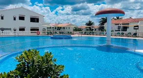 Apartamento Trini en Son Bou, frente al mar, perfecto para vacaciones - Image 2