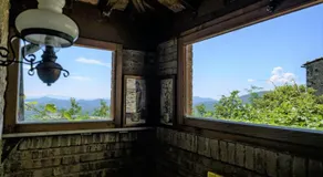 House with stunning views - Image 4