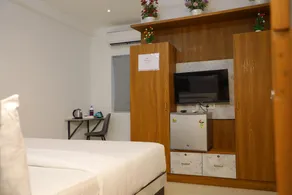 ATHIDHI HOTEL & SUITES - Image 5