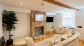 Period Apartment near East Midlands Airport and Donington Park Circuit - Image 2