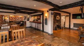The Strawbury Duck Inn - Image 3