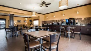 Best Western Trail Dust Inn & Suites - Image 3