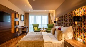 Tópart Hotel - Image 2