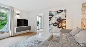 Stylish Stay in Grund with City Views - Image 2