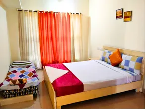 Golden Magnolia Homestay - Image 1
