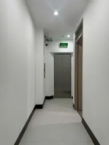 Bob Hotel 3 - Image 4