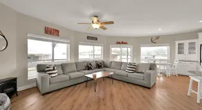 Lighthouse Views & Lake Vibes – 4BR Retreat in Livingston, TX - Image 3