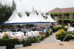 Georgina Gardens Hotel - Image 4