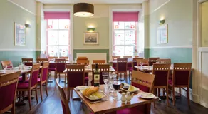 Station Hotel - Image 5