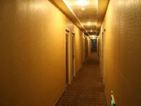 Super 8 Hotels Beijing Dongsi - Image 5