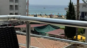 Holiday Hotel - Image 5