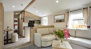 Braidhaugh Holiday Lodge and Glamping Park - Image 2