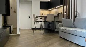 Luxury Apartment - Image 3