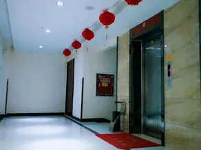 Shengshi Zhonghua Hotel - Image 5