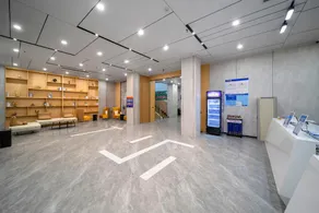 Yeste Hotel Wuzhou Tengxian Hedong Cultural Plaza - Image 5