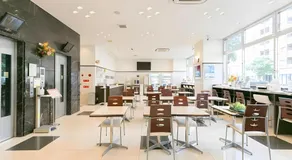 Toyoko Inn Yokohama Tsurumi eki Higashi guchi - Image 3
