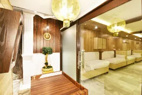 HK Backpackers Hostel - Image 2