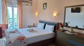 Annamaria Studios & Apartments - Image 2